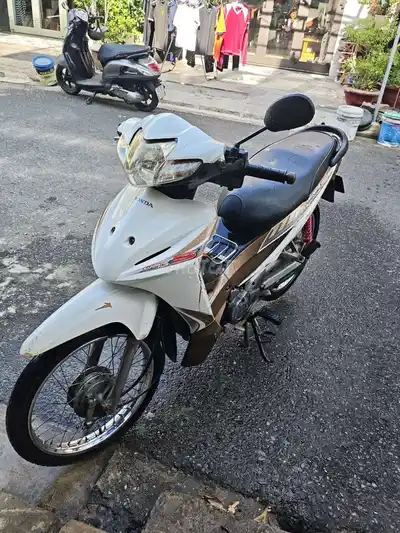 Honda Wave S в оригинале, все функции работают, недорого