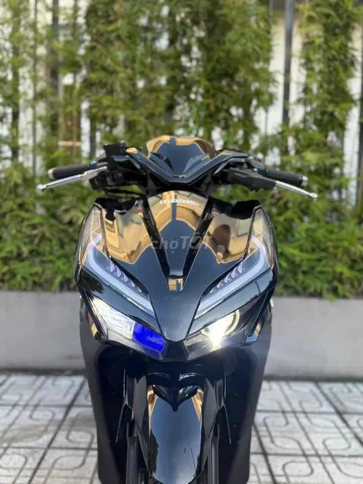 Vario 125 2021, собственник, Хошимин, полный тюнинг