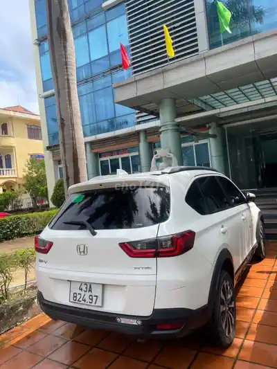 Honda BR-V 2023, 7 мест, белый