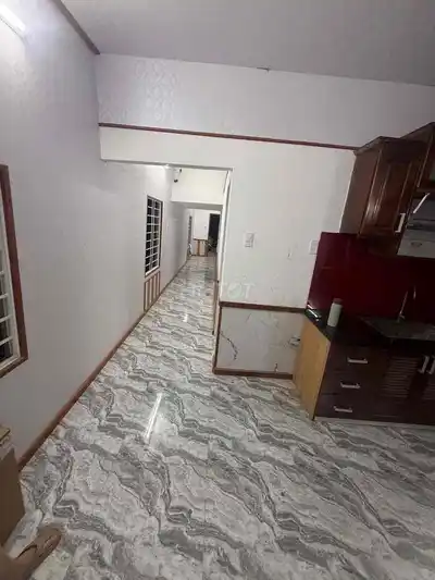 Аренда дома на улице Нгуен Тхан Хиен, дорога 10.5м