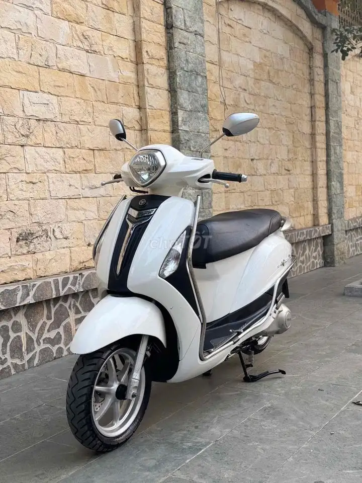 Yamaha Grande 125fi белый, родной мотор в отличом состоянии, 1 хозяин