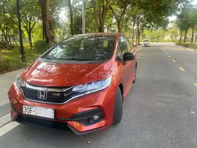 Honda Jazz RS 2018 оранжевый 5 мест автомат