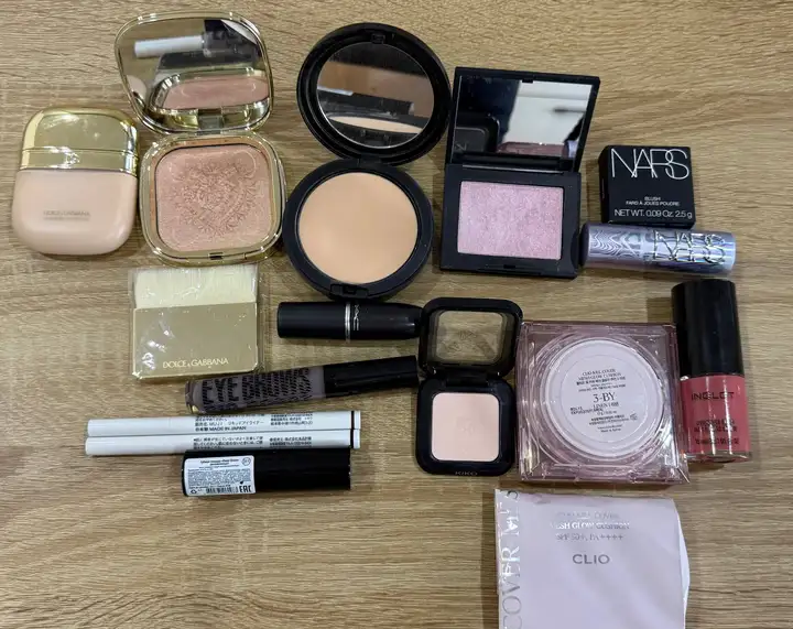 Косметика Dolce&Gabbana, Mac, Nars, Inglot, Clio, Muji, Eva Mosaic