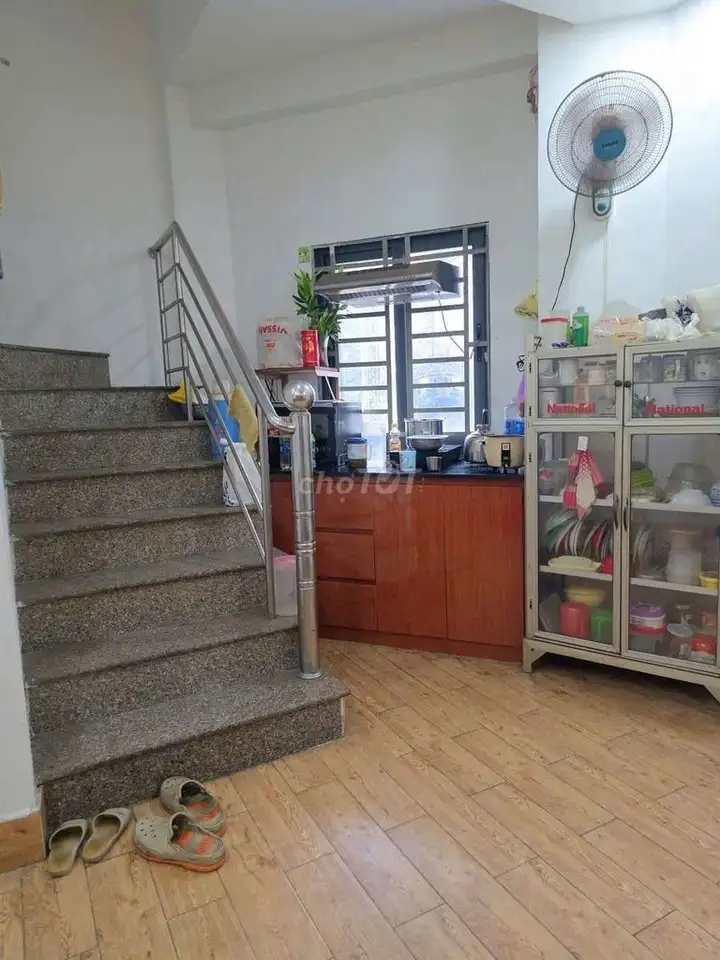 Дом, ХТ, Луонг Тхе Винь, ширина 6.3м, 3 этажа, недорого