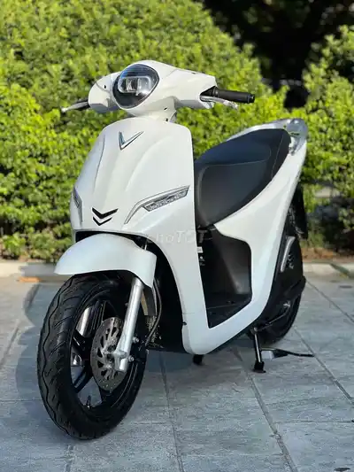 Vinfast Feliz II 2026 Белый 2500км