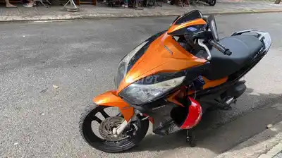 Honda Air Blade 2013 оранжево-черный 175.000 км