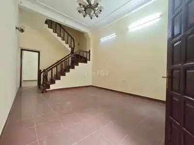 Дом целиком на Хоанг Хоа Тхам, 62 кв.м, 11 миллионов в месяц