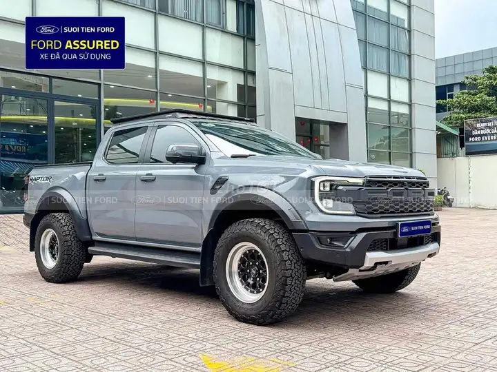 Ford Raptor 2023 Серый 75.900 км