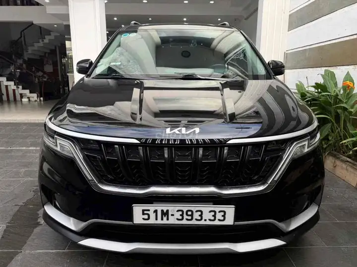 KIA CARNIVAL Luxury 2022 черный