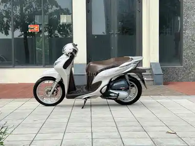 Honda SH Mode 2021 серо-коричневый, красивый номер 8889
