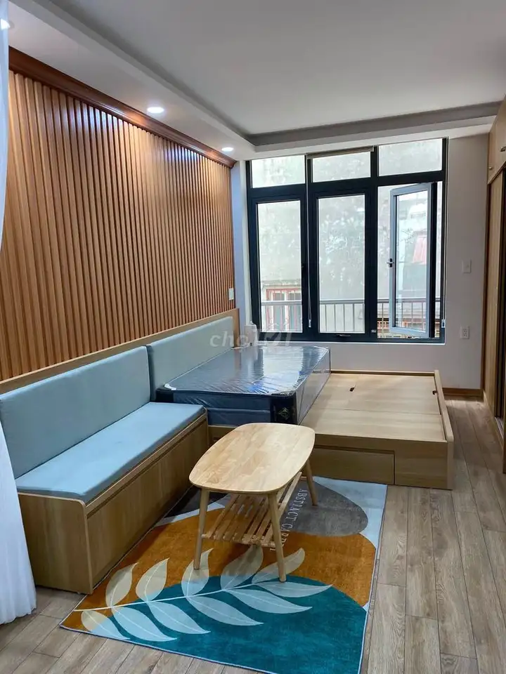 Phòng trọ full đồ, có ban công, gần Hồ Ngọc Khánh, Kim Mã