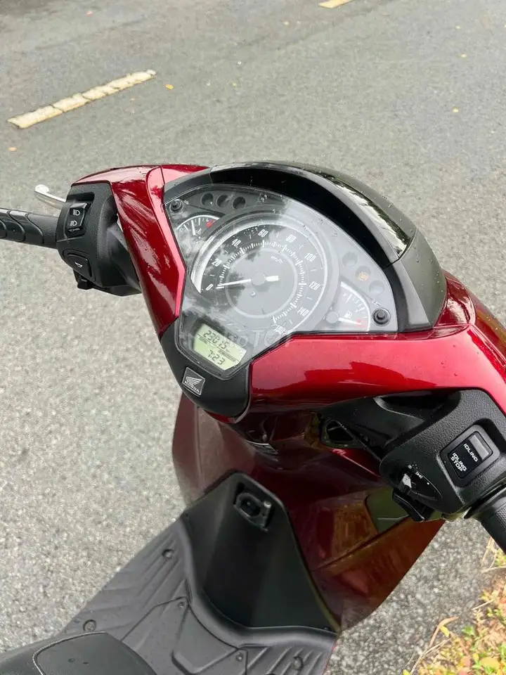 Honda SHVN 150cc 2017 ABS Красный