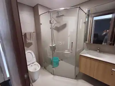 Квартира Vo Van Kiet в аренду в Бинь Тане - 78 м², 2 спальни, 2 туалета, роскошная мебель