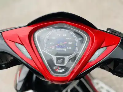 Honda Air Blade 110cc, красно-черно-белый, отличное состояние