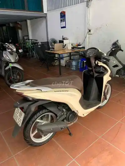 Honda Vision 2024 Классический кремовый