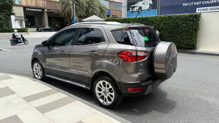 Ford Ecosport Titanium 2018 Серый 30.400 км