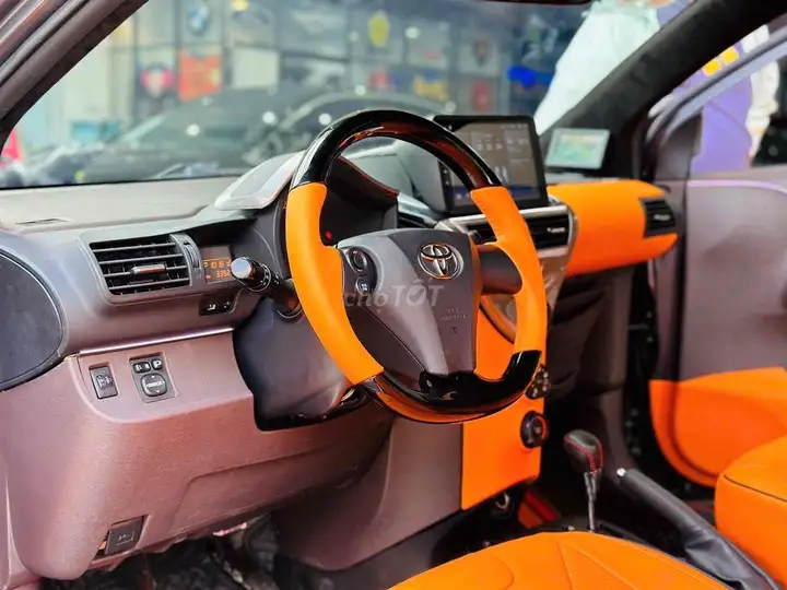Toyota IQ Model 2010