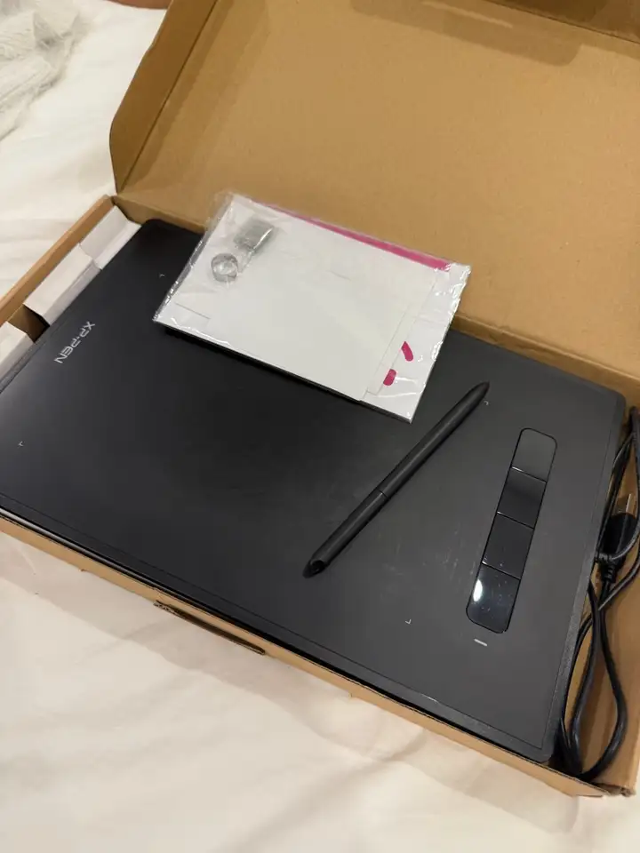 Сумки для ноутбуков 16-27", графический планшет XP-Pen, чехол iPhone 13 PRO