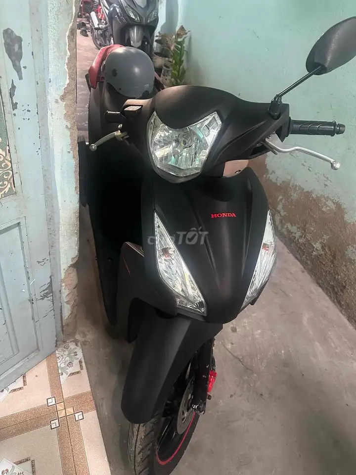 Honda Vision 2017, черный