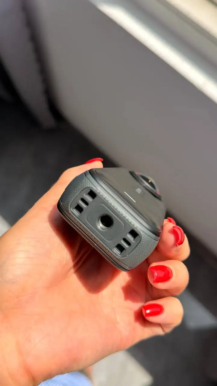 Insta360 X5