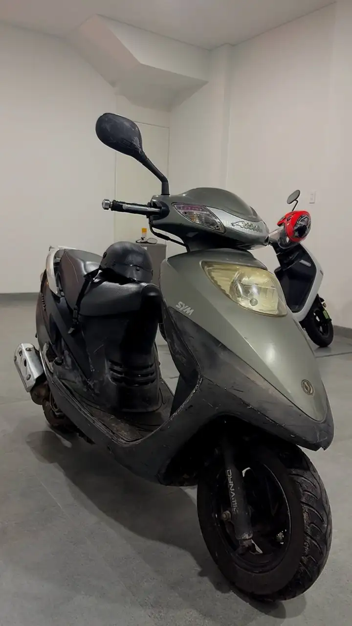 Скутер SYM Attila Victoria 125сс