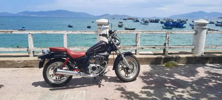 Мотоцикл Suzuki gz125hs 2013