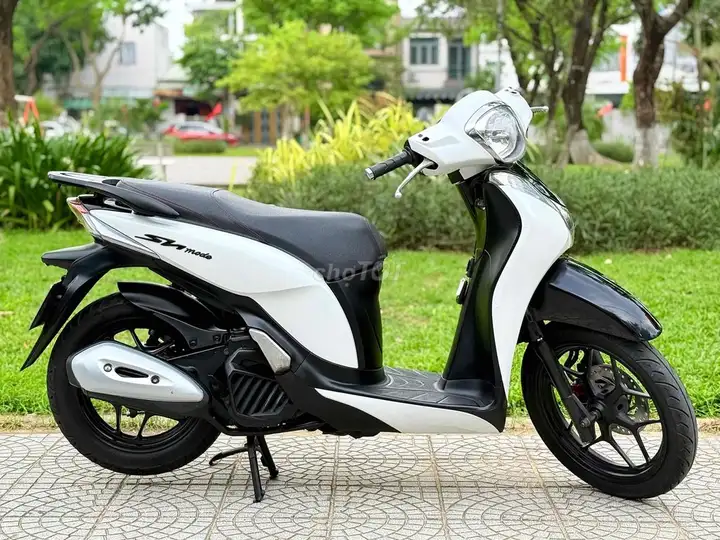 Honda SH Mode 2015 Бело-черный Smartkey
