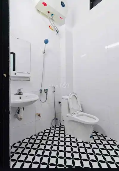 Дом 30м2, 3 этажа, фасад 5м, Хонг Ха, Хоан Кием