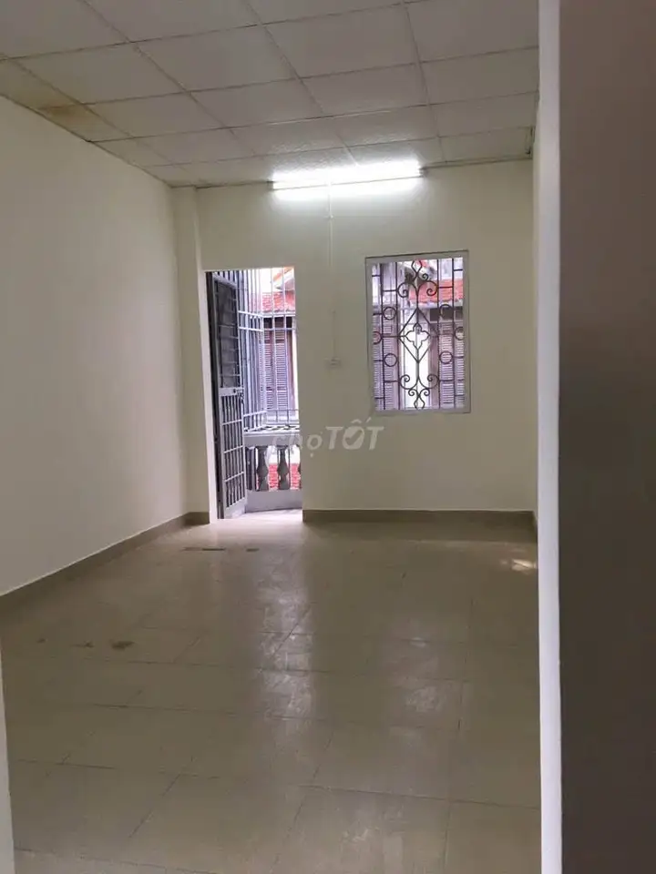 Cho thuê nhà nguyên căn 46m2, 3 tầng, 3 ngủ, Đào Tấn, Ba Đình