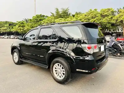 Toyota Fortuner 2.7V 4x4 2014 Черный