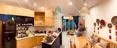 Дом с 4 спальнями в переулке на улице Нгуен Хыу Тхо, Хайчау