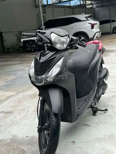 Honda Vision матовый черный в отличном состоянии с документами