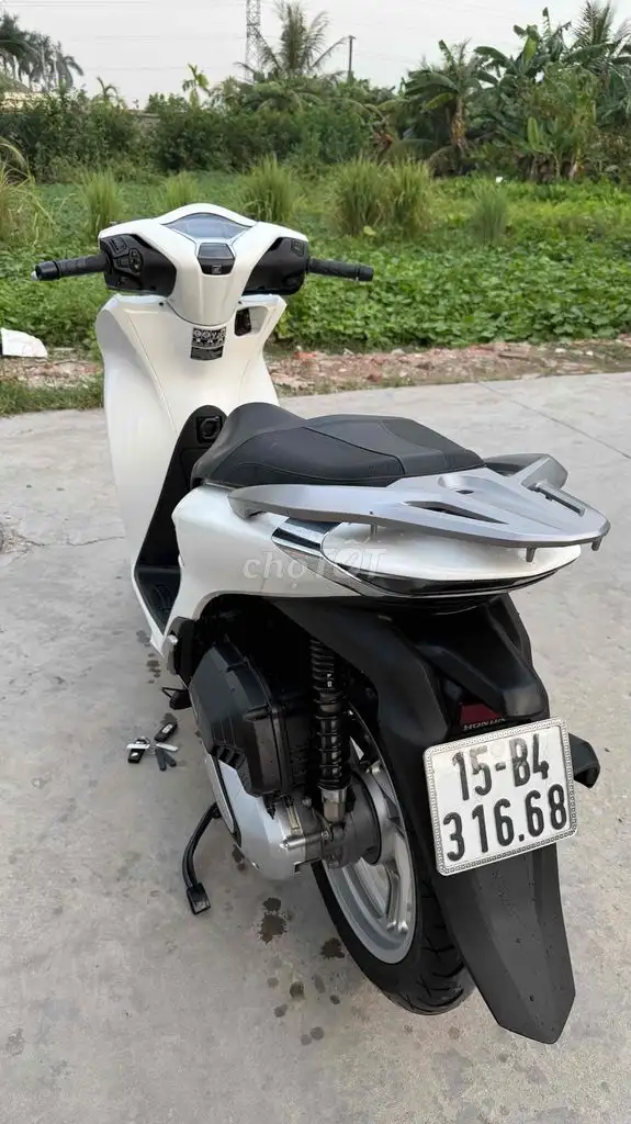 Honda SH 150 CBS 2022 белый, элитный госномер