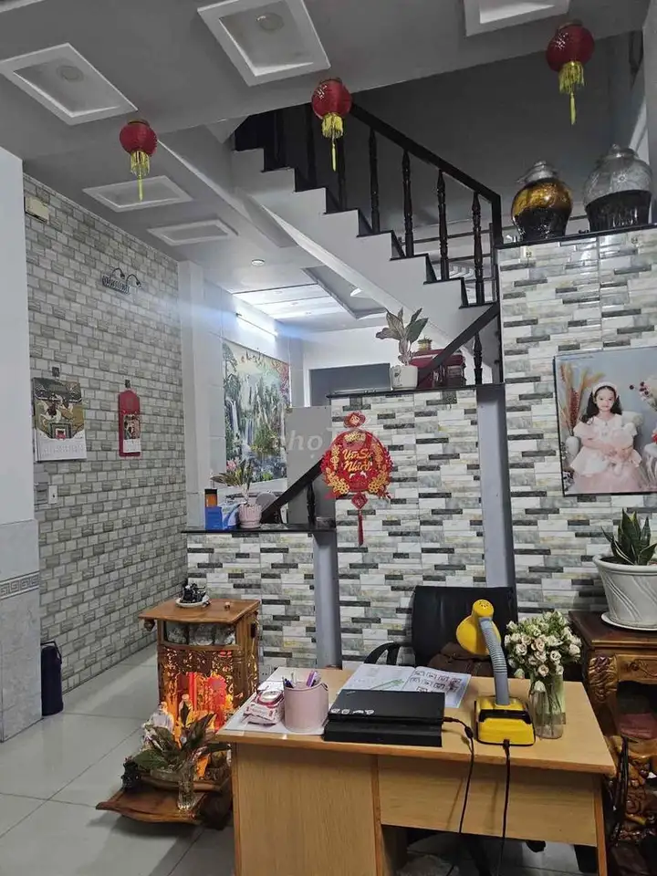 Красивый дом 4 этажа, Бинь Тан, 62 м2, дорога 7 м