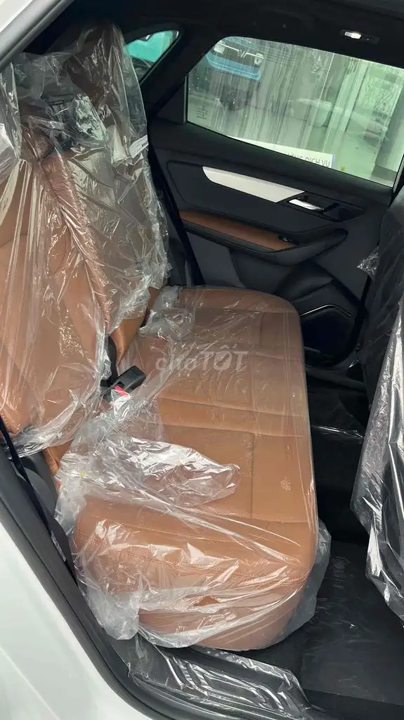 Vinfast VF8 Plus 2026 белый