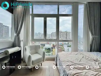 Современные апартаменты с мебелью и удобным выездом в центр