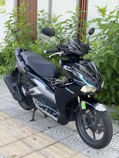 Honda Air Blade 4val 125cc, чёрный