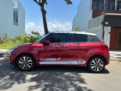 Suzuki Swift 2018 - Красный 80000 км