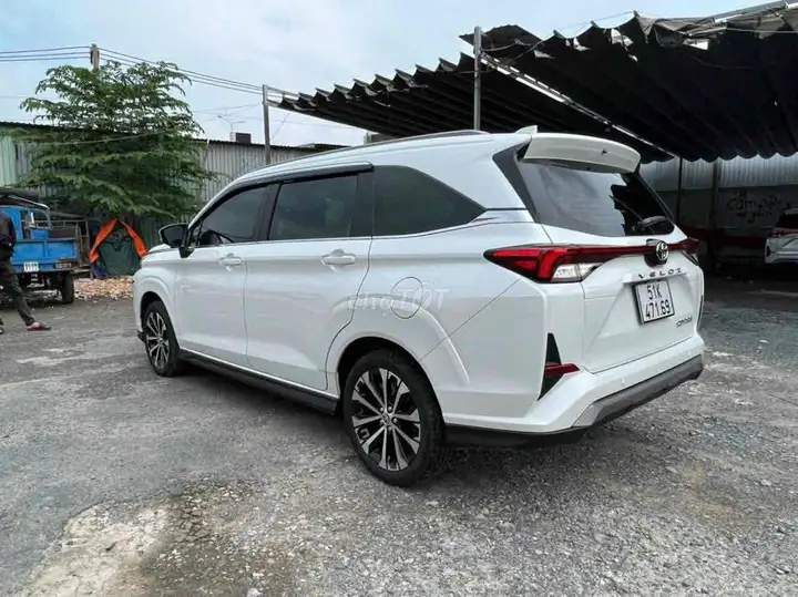 Toyota Veloz Special Белый 37000 км