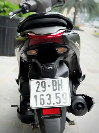 Yamaha Janus Limited 2025 Черный матовый 29BH
