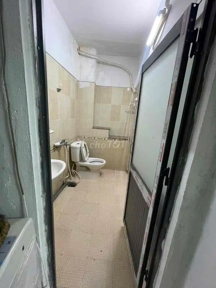 Комната в Танбинь