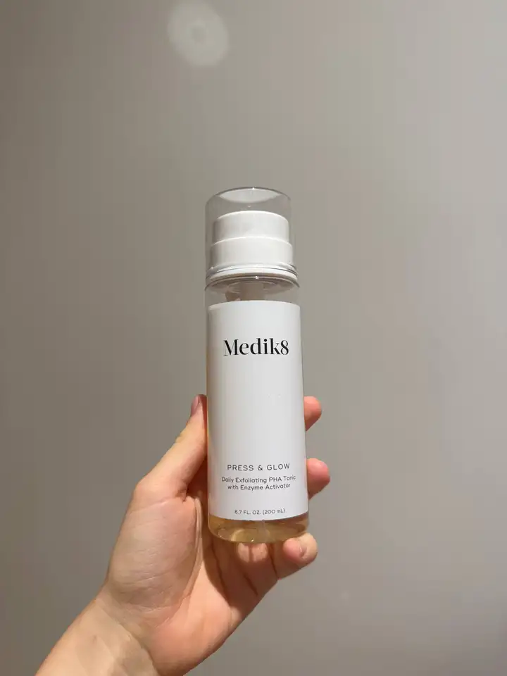 Тоник Medik8 Press & Glow