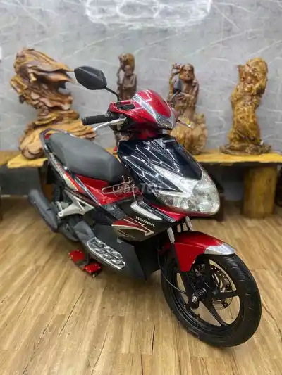 Honda Airblade, номера Сайгона, пластик целый, тихий двигатель