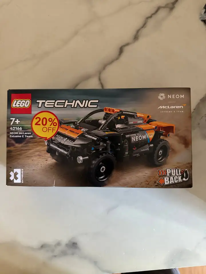 LEGO 42166 Technic NEOM McLaren