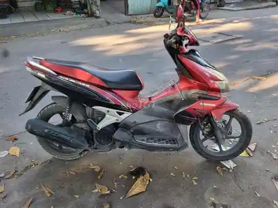 Honda Air Blade Красно-черный
