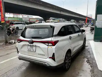 Toyota Veloz Cross 2022 Top белого цвета, импорт
