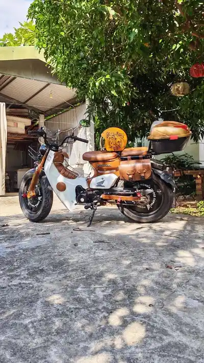 Кастомный байк Honda Cross Cub ретро-стиль