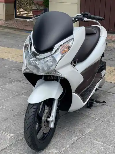 Honda PCX 2011 белый