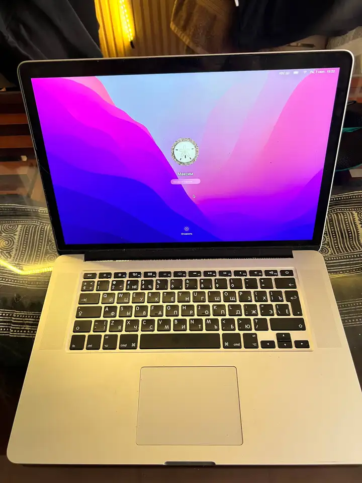 MacBook Pro 15” Retina (Mid 2015)