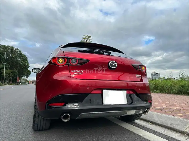 Mazda 3 1.5 Sport Premium 2021 Красный 48000 км